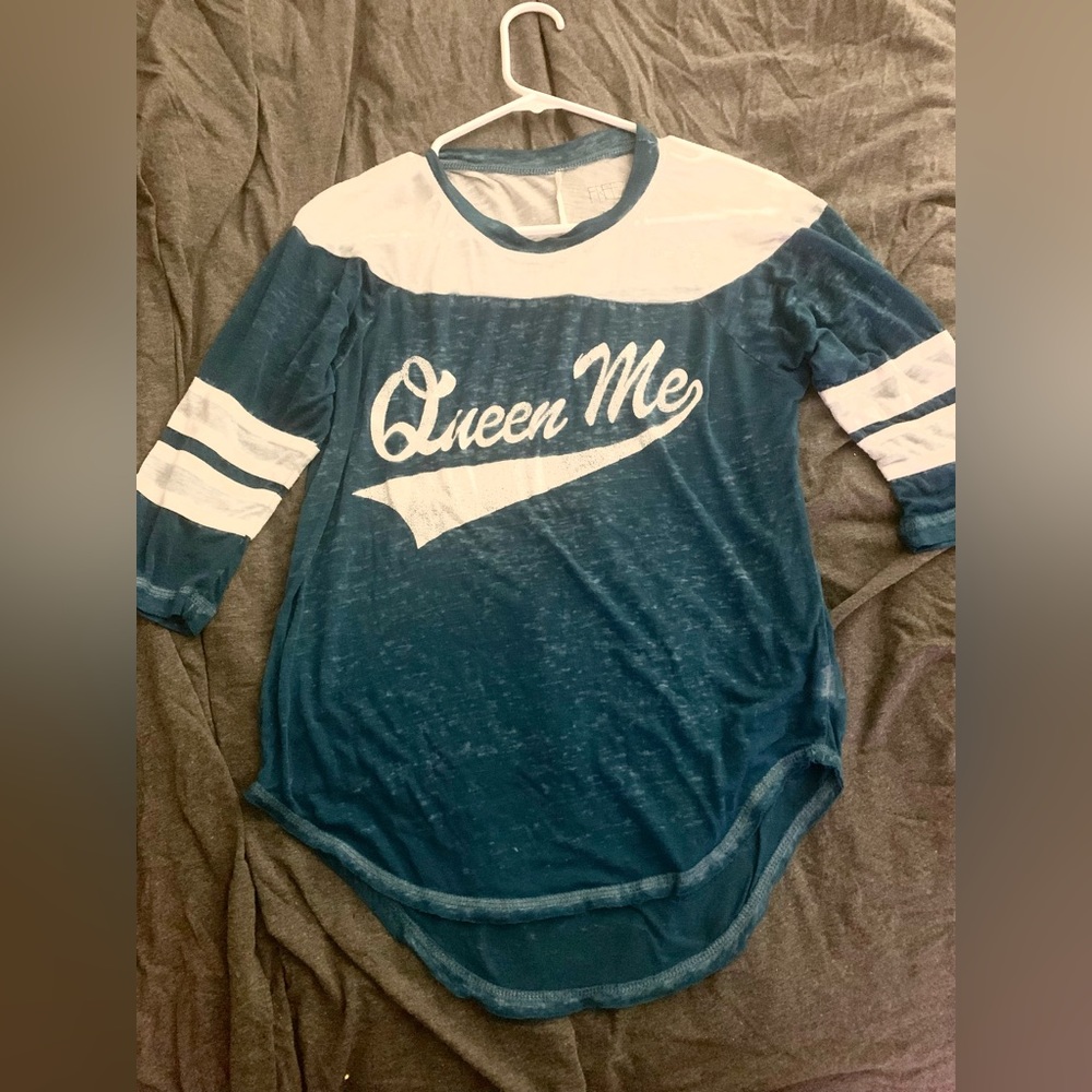 Queen me white and blue shirt,size small